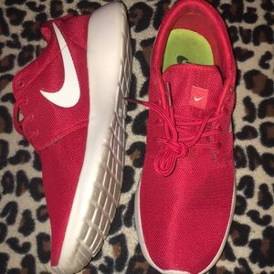 Nike running shoes ❤️